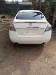 A picture of Nissan altima 2009