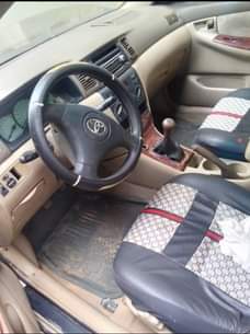 A picture of Toyota Corolla manual gear