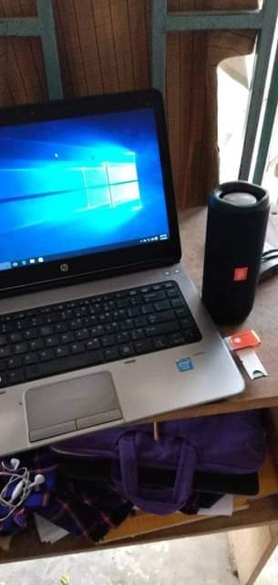 A picture of JBL flip 5 from U S A used like new