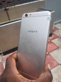 A picture of Nauza OPPO F1s