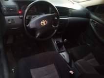 A picture of Toyota Corolla 2004 bank type
