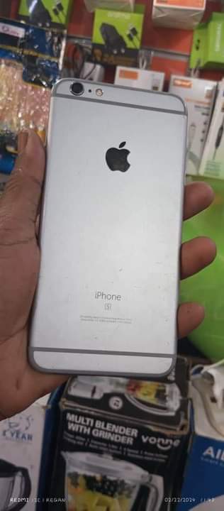 A picture of Iphone 6s Plus Gb128