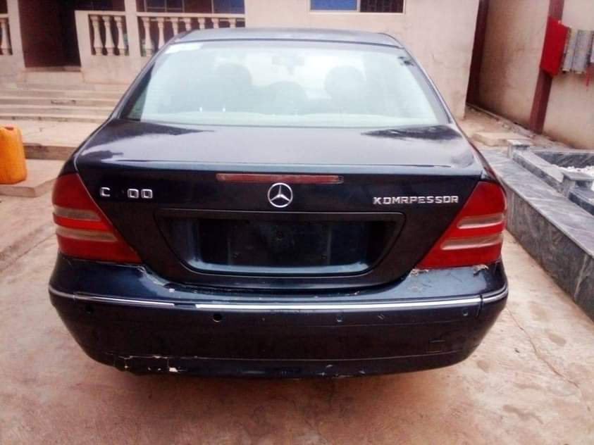 A picture of 2004 Mercedes Mercedes Mercedes