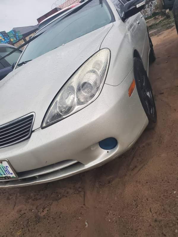 A picture of Sharp es330 First body pan Everything is sharp Location Aba