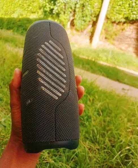 A picture of JBL Charge 5