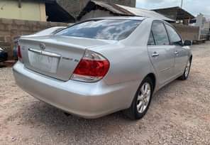 A picture of Toyota Camry 2006 Neatly used first body Sun roof 4