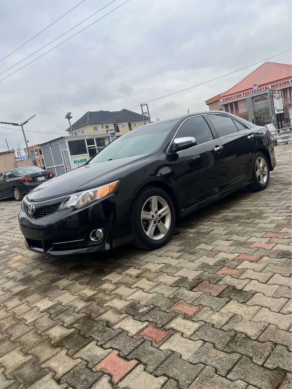 A picture of TOYOTA CAMRY SPORT