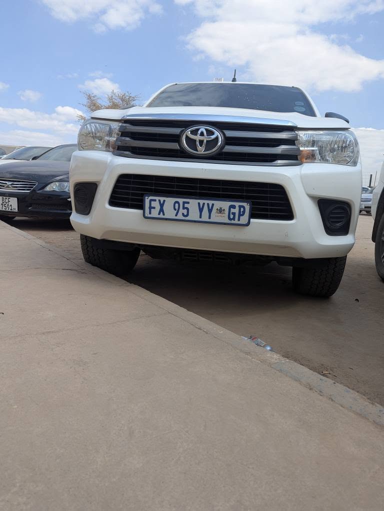 used toyota hilux