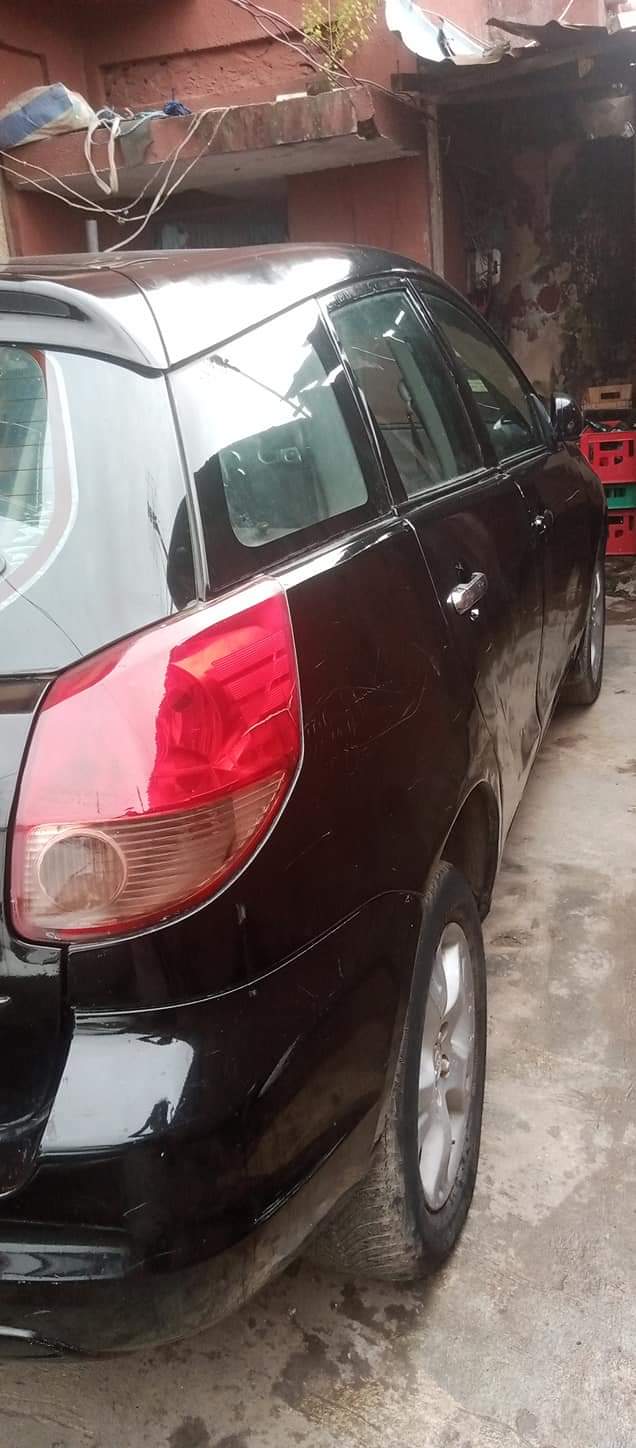 A picture of Toyota Matrix 03