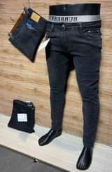 A picture of Jeans nzuri hazichuuji 24 000