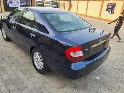 A picture of Toyota Camry 2004 Model Baked on first body Engne Gear
