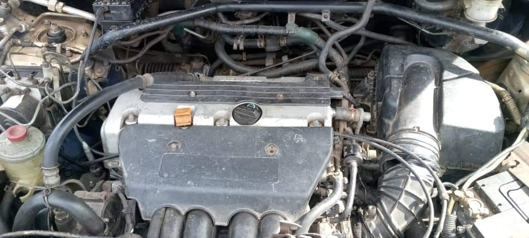 A picture of Honda CR V 2003 model Belgium standard Engine 100 Automatic