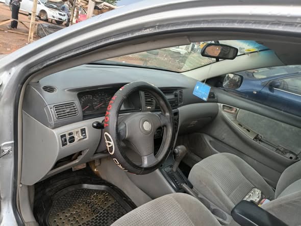 A picture of Dude auto