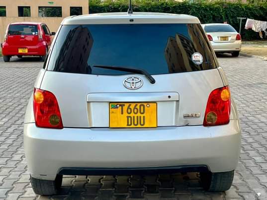 A picture of TOYOTA IST DU Engine 2NZ Cc 1290 Year 2004