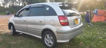 toyota nadia
