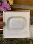 A picture of Airpods pro 5 Chaji masaa 5 6 Bei 18000 free