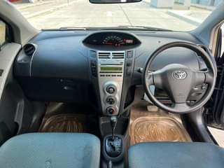 A picture of Toyota vitz for sale