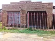 Itumeleng I.