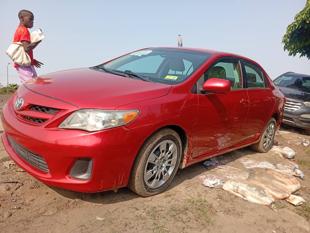A picture of Toyota Corolla 2012
