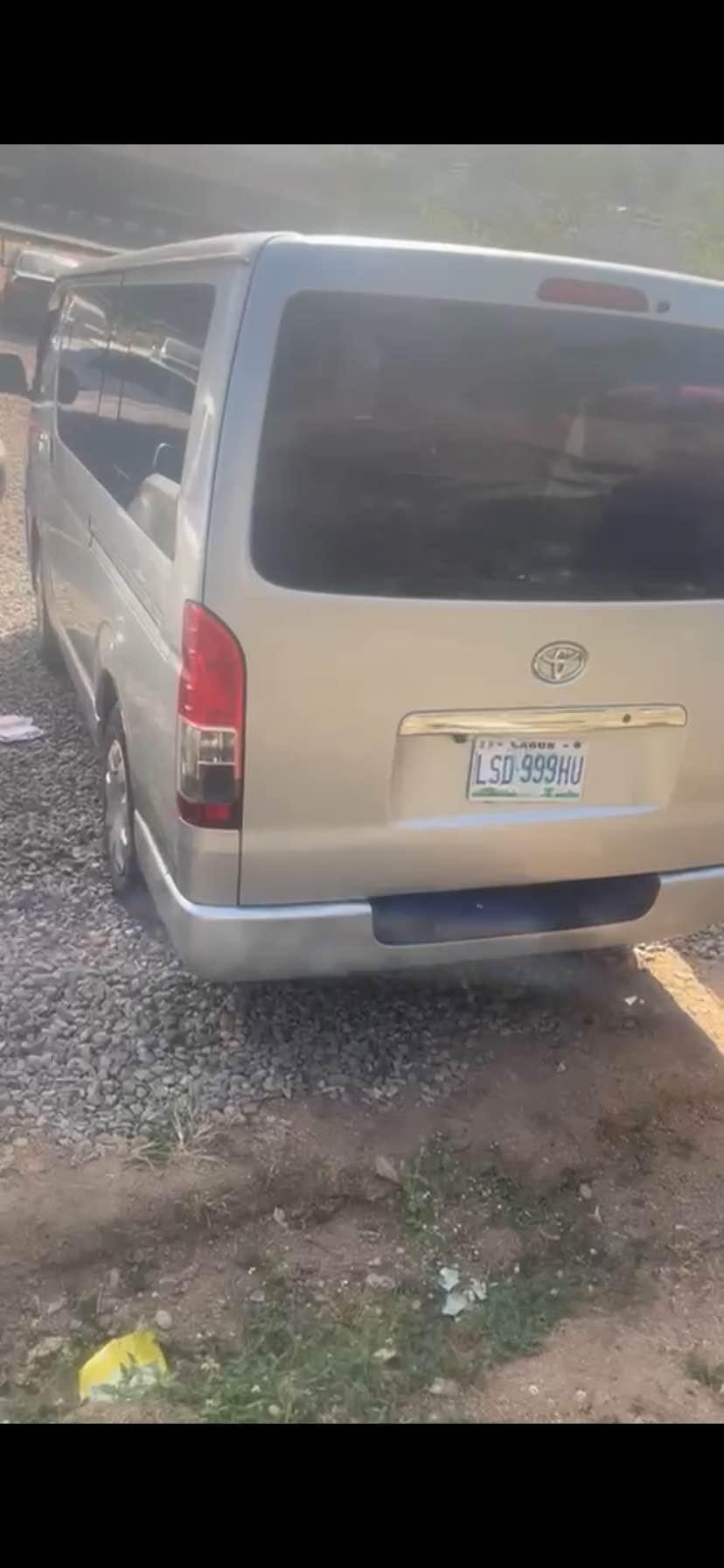 A picture of Toyota Hiace bus