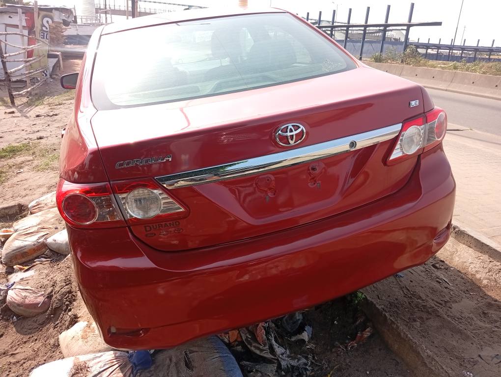 A picture of Toyota Corolla 2012