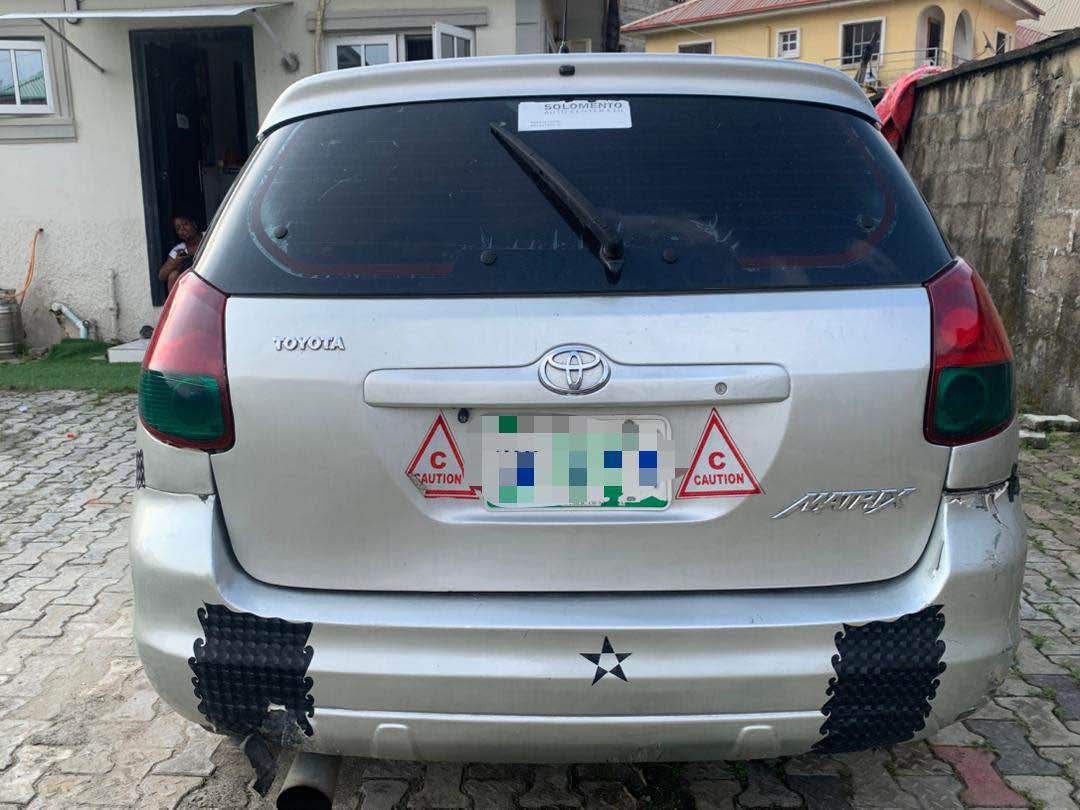 A picture of EXTREMELY GOOD DEAL 2004 Toyota MATRIX N3 999 999
