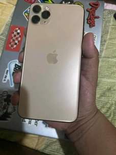 A picture of iPhone 11promax 256GB