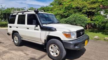 A picture of Toyota Landcruiser LX 2017 Ihz Inauzwa 117M Call 0714 562181