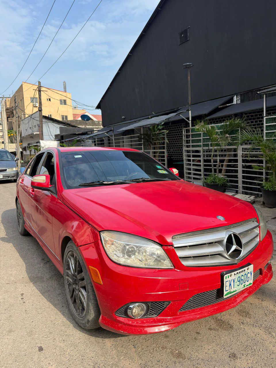 A picture of Mercedes C300 Benz Toks Standard