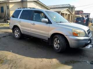 A picture of 2003 Honda Pilot