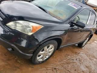 A picture of Honda CRV 08