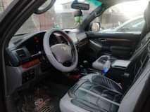 A picture of Toyota Prado 2010 coupe sport