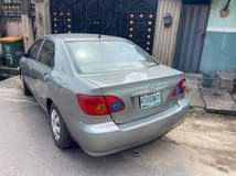 A picture of 2004 Toyota Corolla