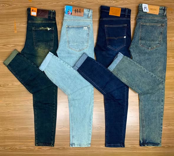 A picture of Plain jeans