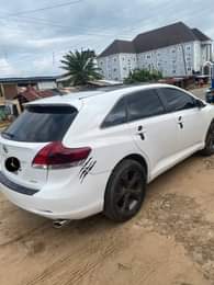 A picture of Toyota venza 2010 model In excellent condition Everything is 100