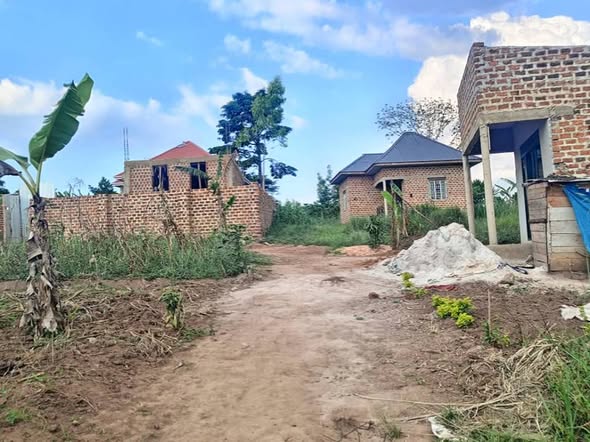 houses matugga