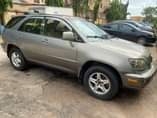 A picture of Lexus Rx300