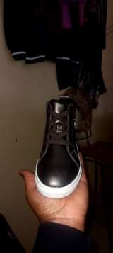 classifieds/shoes