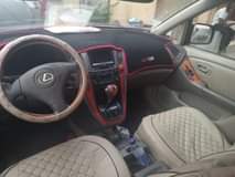 A picture of REGISTERED FIRST BODY RX300 2002