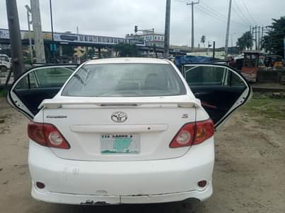 A picture of Toyota Corolla 012