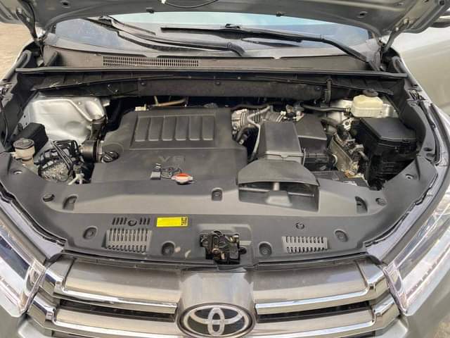 A picture of 2016 Toyota Highlander