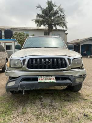 A picture of 2004 Toyota Tacoma