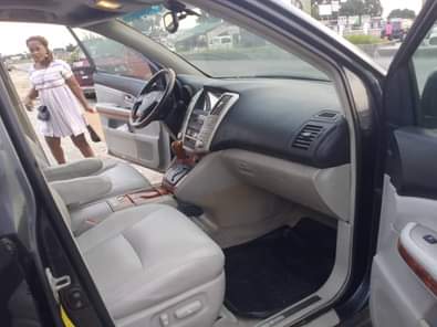 A picture of NEATLY USED 2006 MODEL LEXUS RX330 Untampered engine Untampered gear