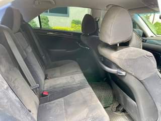 A picture of  TOYOTA_CROWN_0620356906
