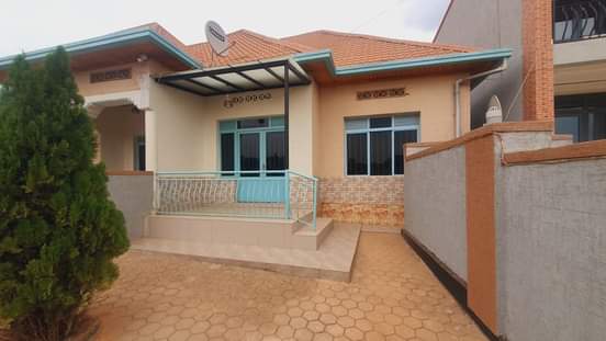 self compound houses