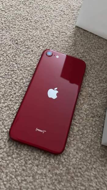 A picture of Iphone SE