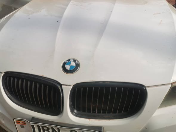 A picture of BMW E90 2012