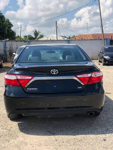 A picture of SUPER DISTRESS A Super Clean Foreign Used Toyota Camry 2016