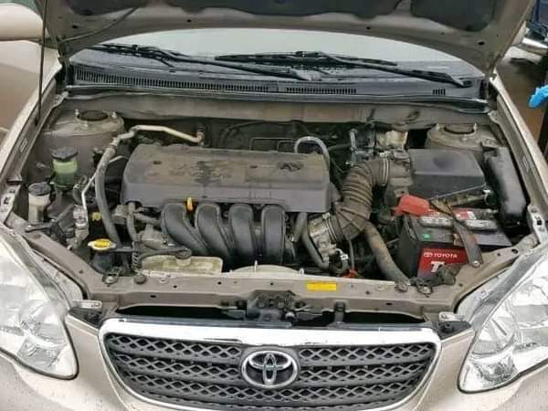 A picture of TOKUNBO Toyota Corolla YEAR MODEL 2005 TRANSMISSION Automatic CONDITION Buy