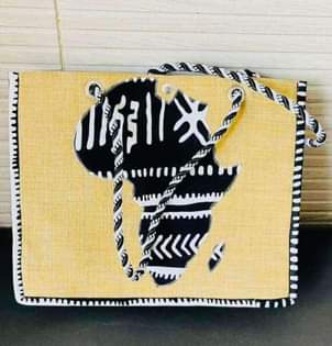 A picture of Bag africa 221771302418 whastapp